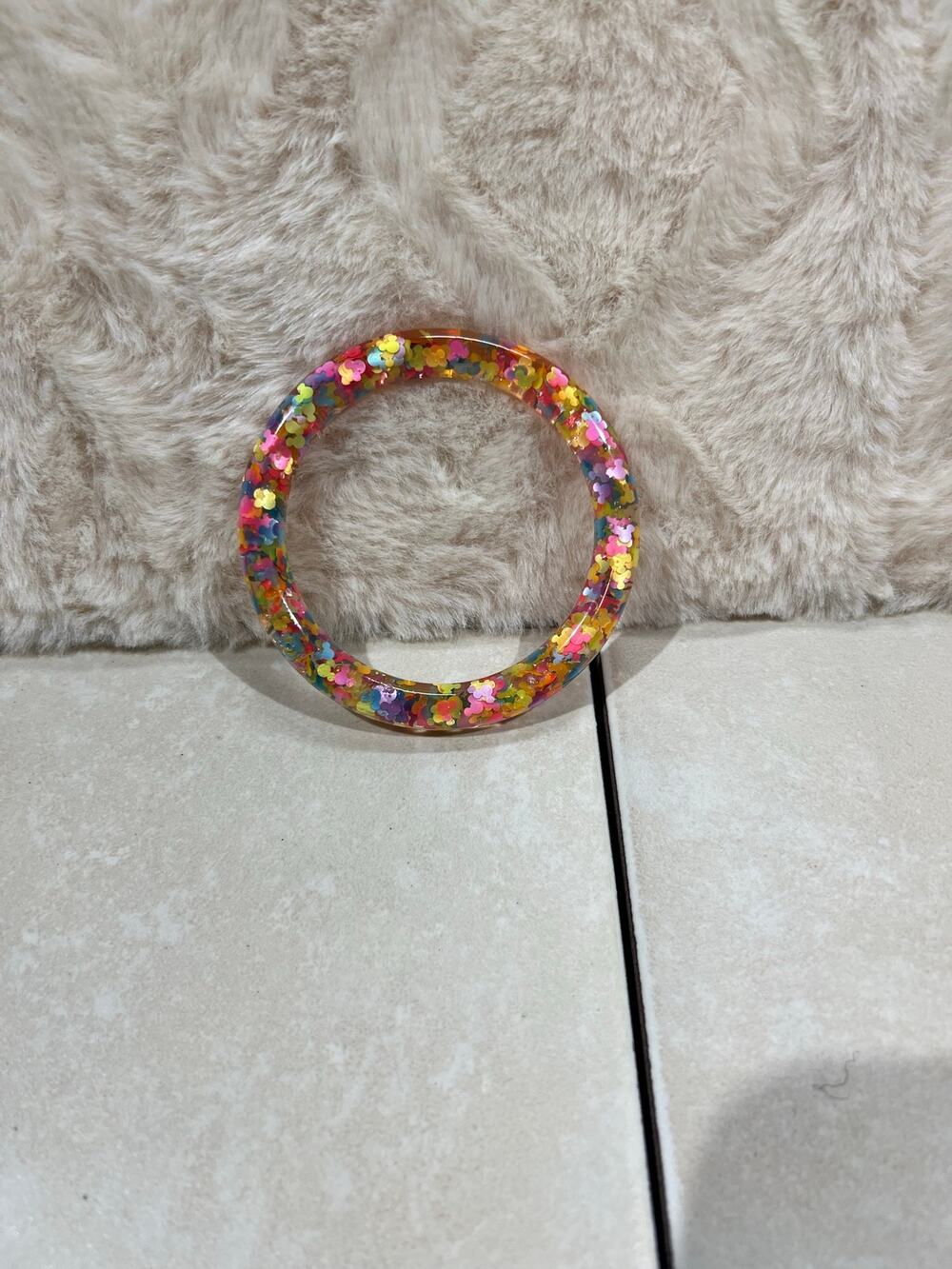 Mickey Mouse Confetti Resin Bangle Bracelet Multicolor Glitter 2.25” NWOT